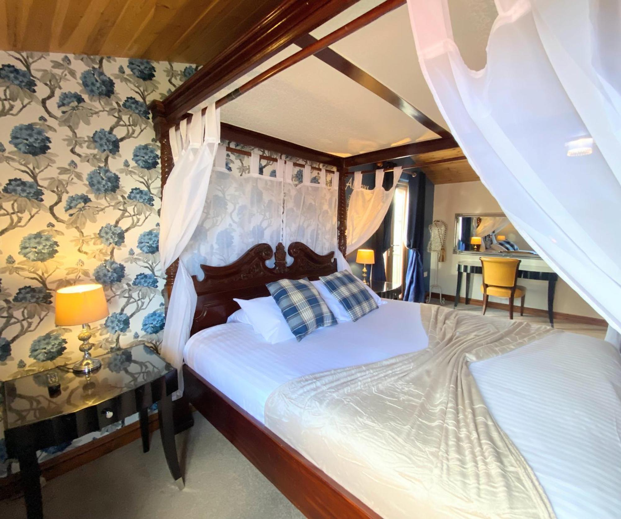 فيلا Lomond 5 With Private Hot Tub - Fife - Loch Leven - Lomond Hills - Pet Friendly Kelty المظهر الخارجي الصورة