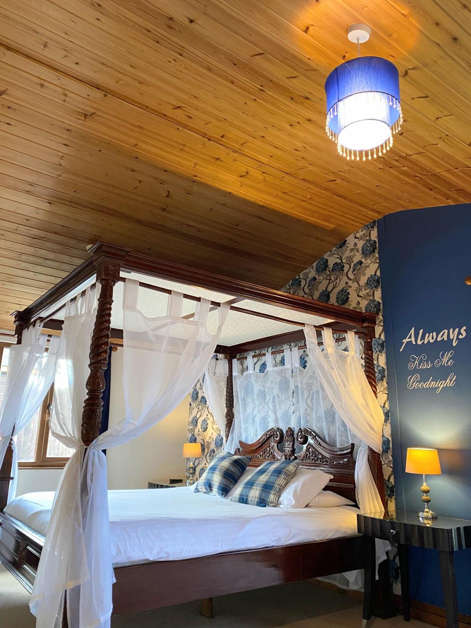 فيلا Lomond 5 With Private Hot Tub - Fife - Loch Leven - Lomond Hills - Pet Friendly Kelty المظهر الخارجي الصورة